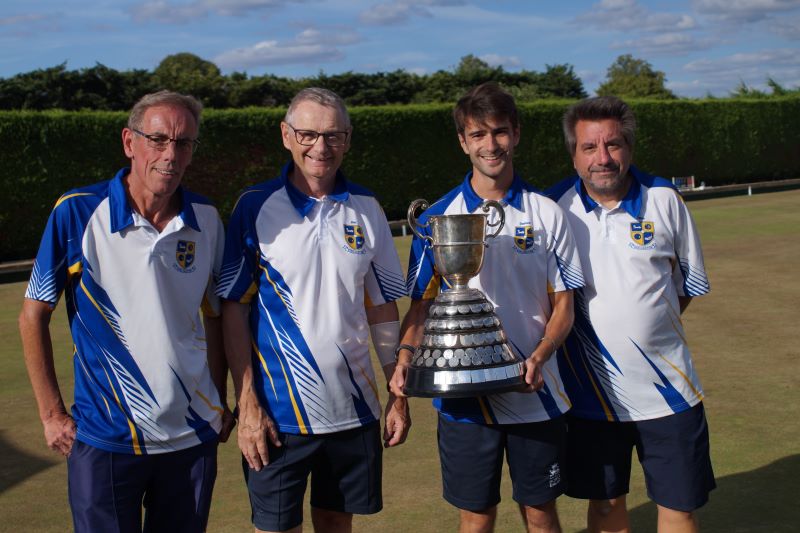 Mens fours wnrs small